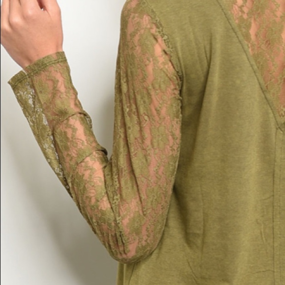 💫Olive Long sleeve scoop neck lace detail tee. - Picture 7 of 8